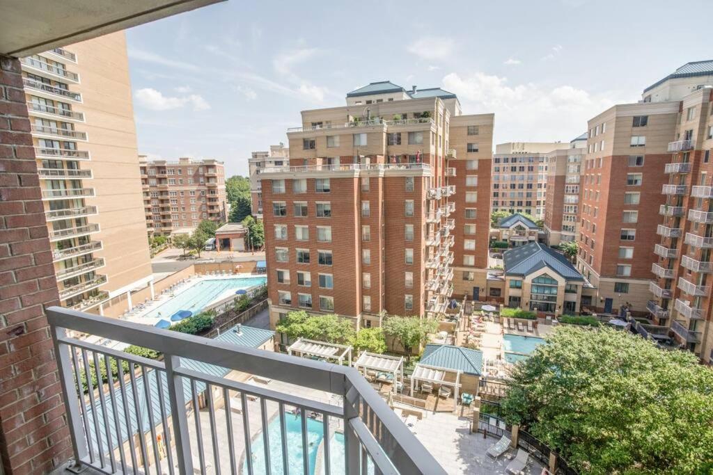 Fantastic 1 Bedroom Condo At Ballston With Gym Arlington Esterno foto