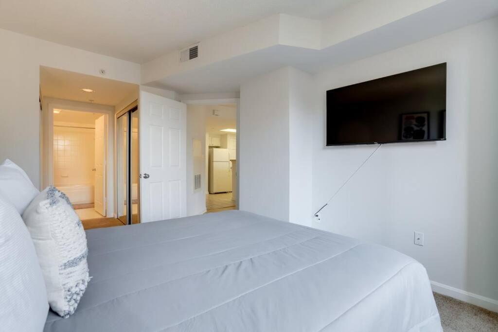 Fantastic 1 Bedroom Condo At Ballston With Gym Arlington Esterno foto