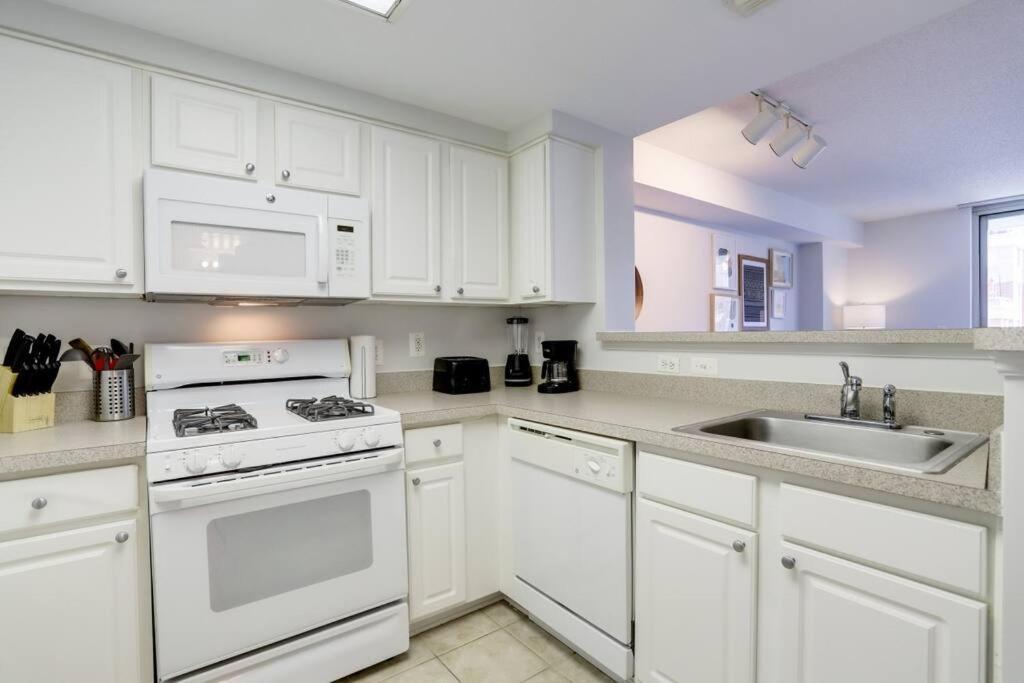 Fantastic 1 Bedroom Condo At Ballston With Gym Arlington Esterno foto