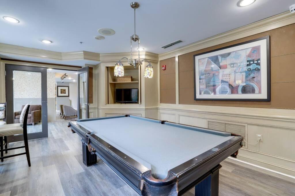 Fantastic 1 Bedroom Condo At Ballston With Gym Arlington Esterno foto
